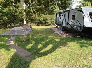 2021 Purvis Rd, Sunrise Beach, MO 65079