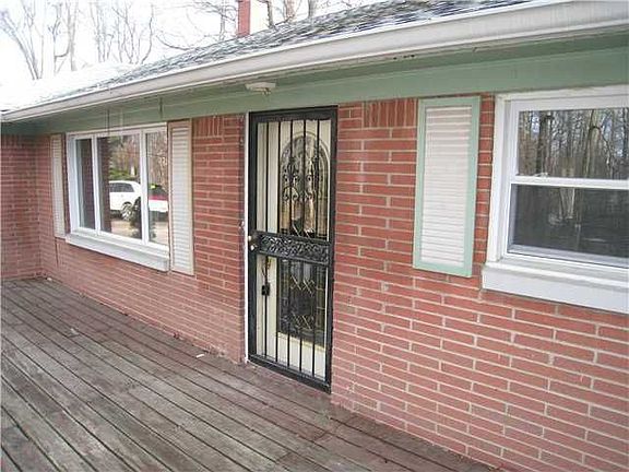 3rd image of 1235 S Kitley Ave