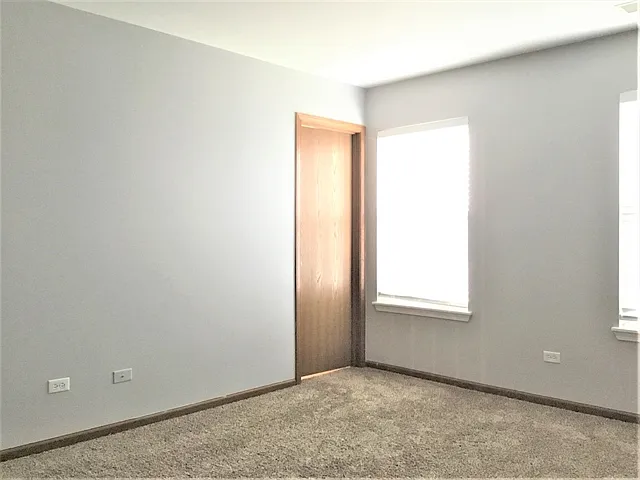 2415 Sisters Ct — Photo 8
