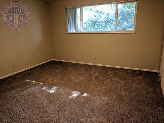 3rd image of 3595 Cedaroak Dr APT 5