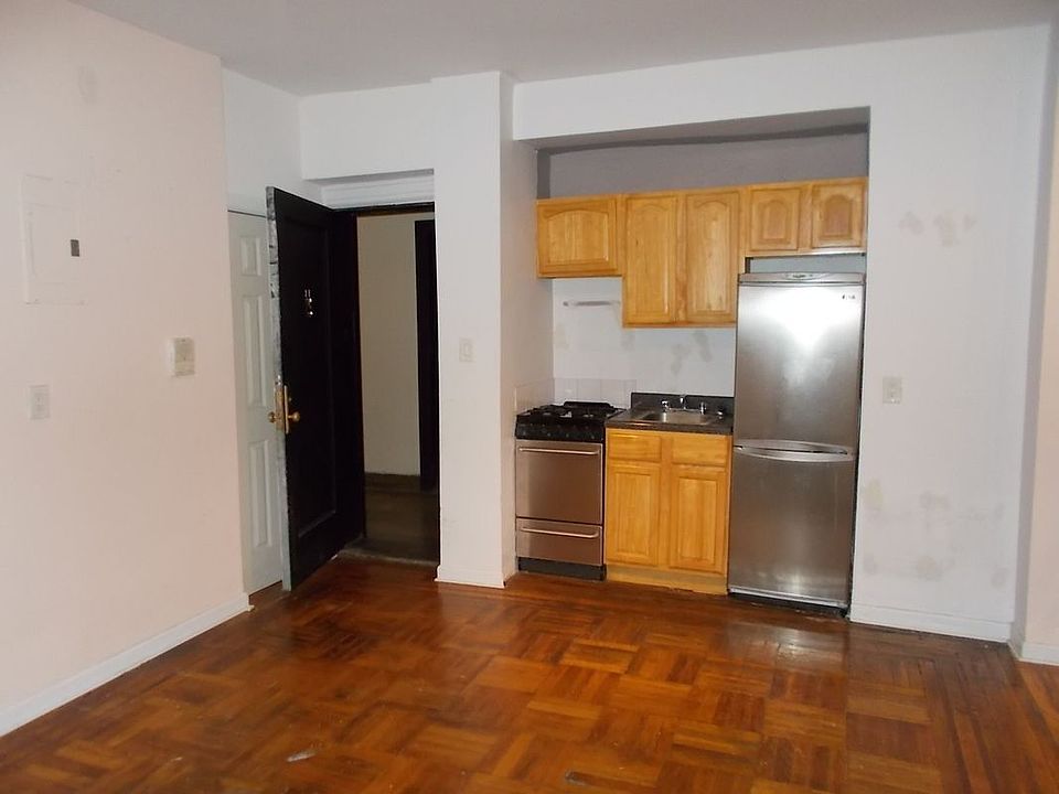 1st image of 163 Eastern Pkwy APT 2