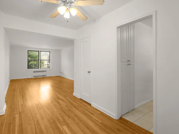 40 89th Street 2G image 2 of 13