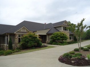 978 Lamar Rd, Macon, GA 31210