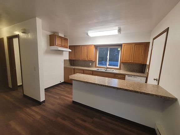 5th image of 9613 N Lake Dr SW #C