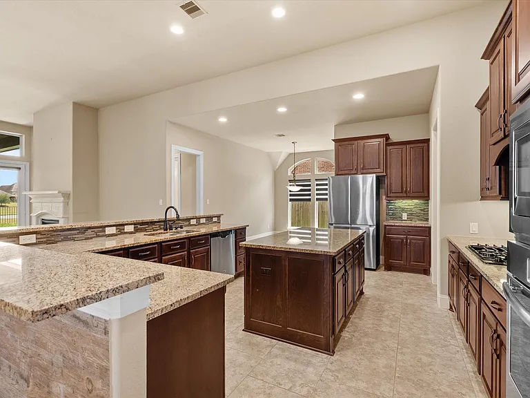 4410 Cobalt Cross St — Photo 3