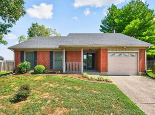 207 Redbud Ct, Versailles, KY 40383