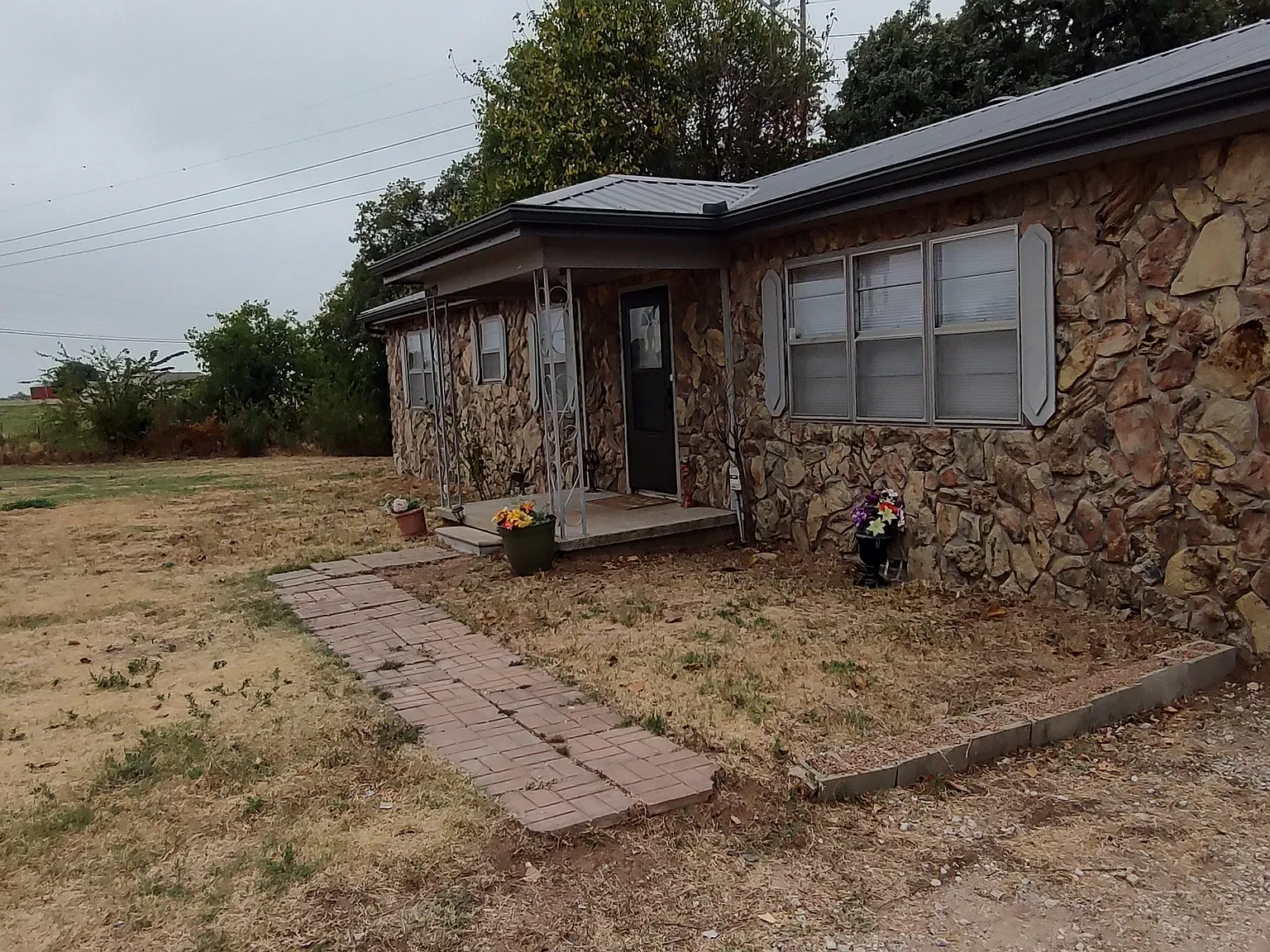 106279 S Highway 18 — Photo 2
