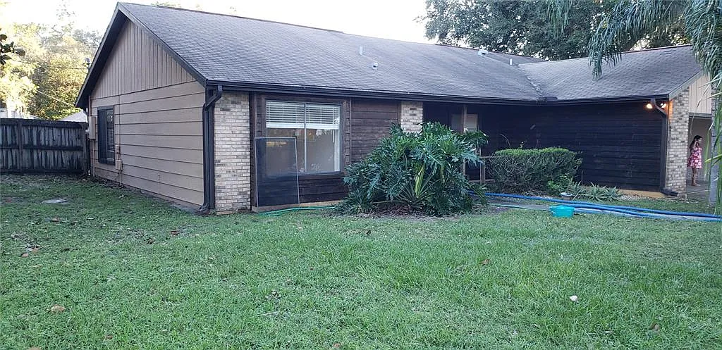 3 bed, 2.0 bath, 1532 sqft, $2,095 — Photo 1