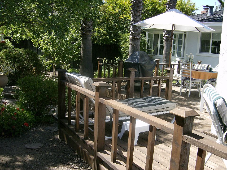 creek side backyard
