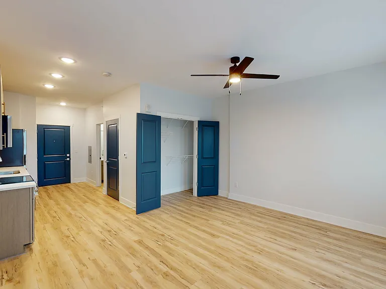 Factory 52 Apartments — Photo 32