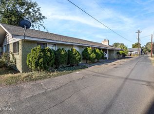 420 N Chestnut St, Toppenish, WA 98948