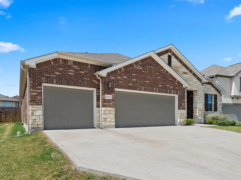 4004 Harbor Point Dr — Photo 3