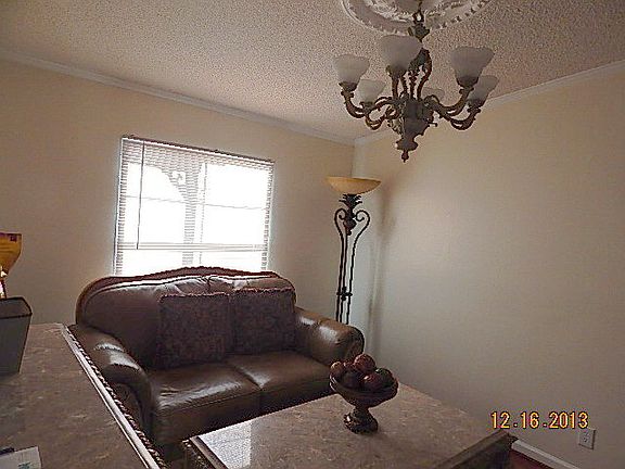 2nd image of 112 Courtland Pl