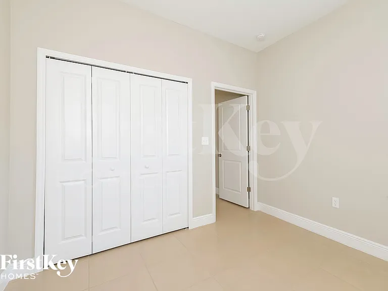 650 Hudson Valley Dr — Photo 13