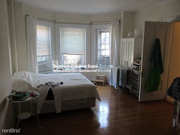 227 Newbury St. #3 Boston - Back Bay Unit Photo 3