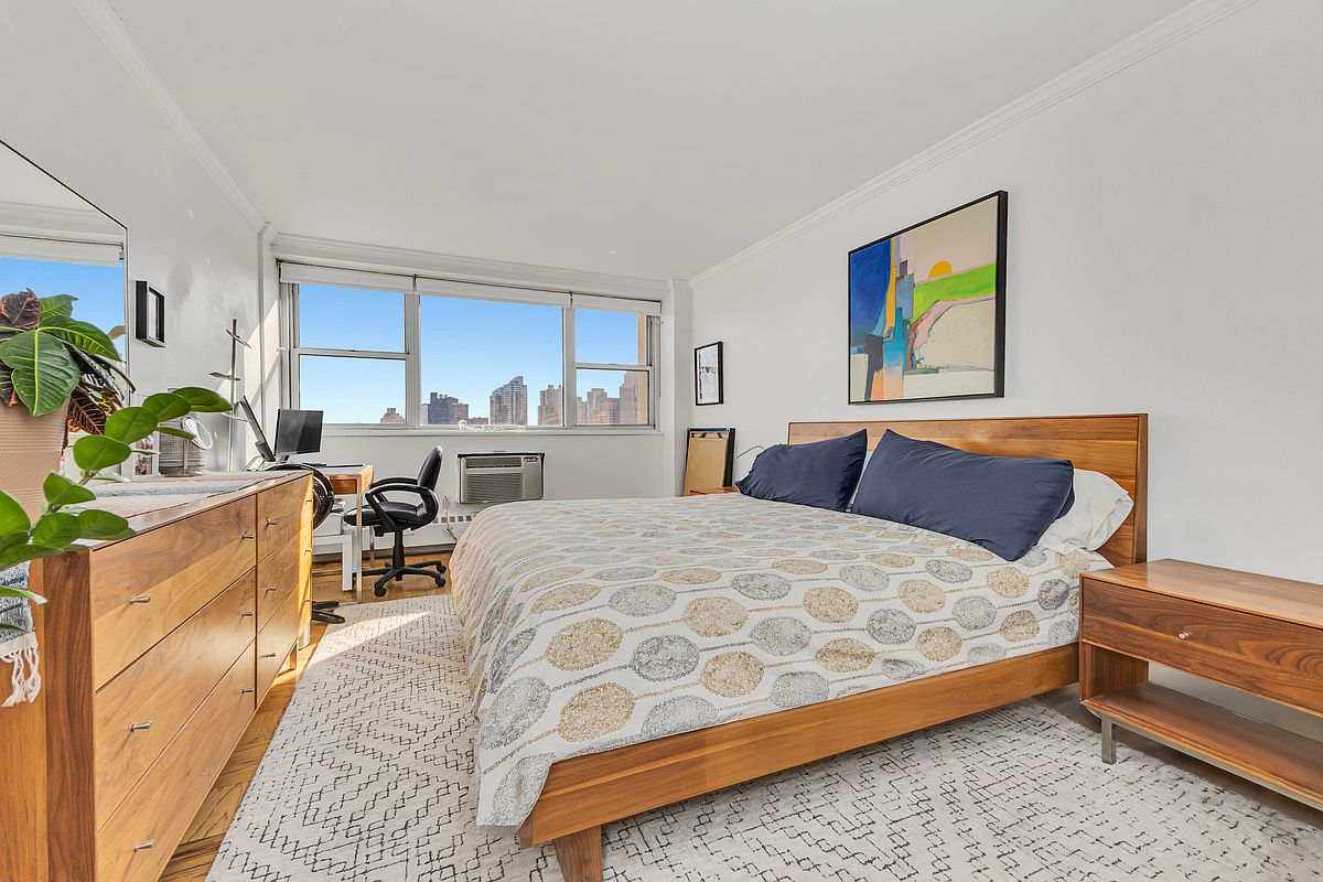 75 Henry Street #16 F