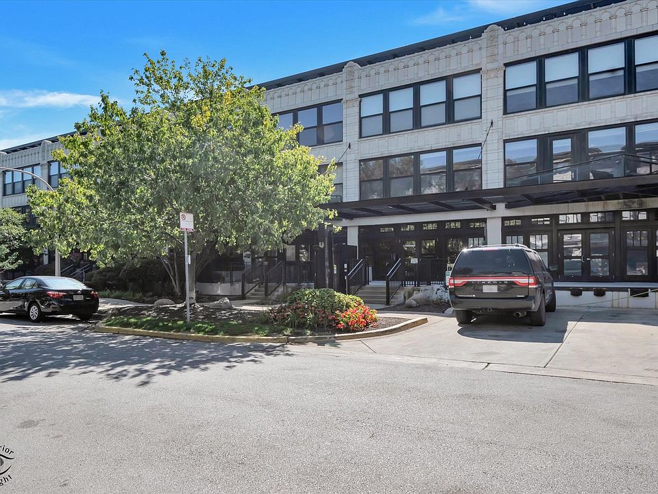 1st image of 1151 W 15th St Unit 341