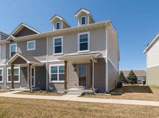 5839 Marble Cir, Johnston, IA 50131