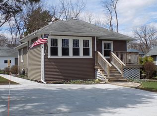 234 Illinois St, Crystal Lake, IL 60014