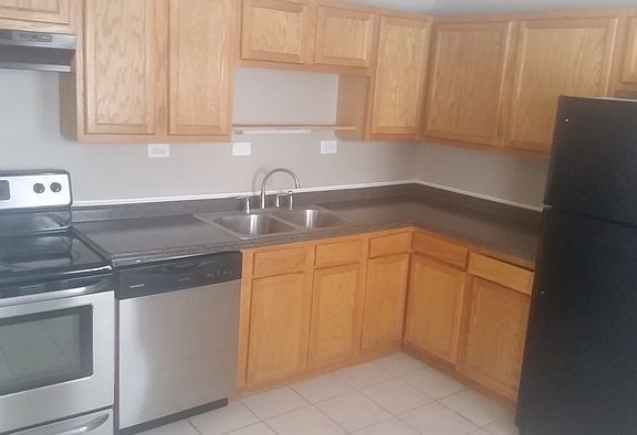 3rd image of 1447 Archmere Sq N