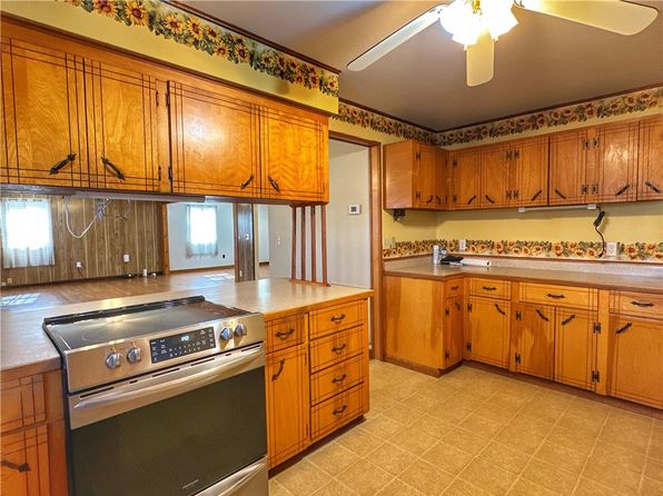 102 Pecan St #100, Marshall, AR 72650