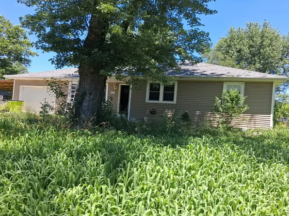 2806 Wesley Ct, Sedalia, MO 65301