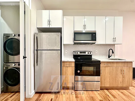 Rented by Zjama Realty Corp | media 1