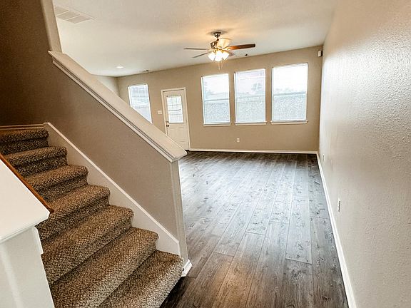 3rd image of 17247 Oakwood Chase Dr