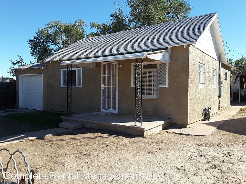 1st image of 1634 E 2nd St