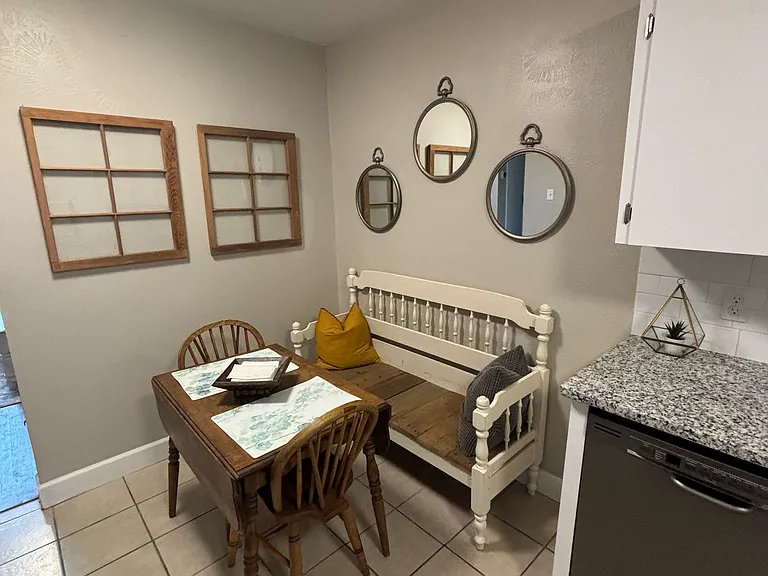 1307 Sherry Ln #B — Photo 12