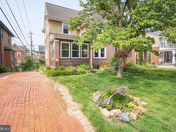 5th image of 2128 Biddle St