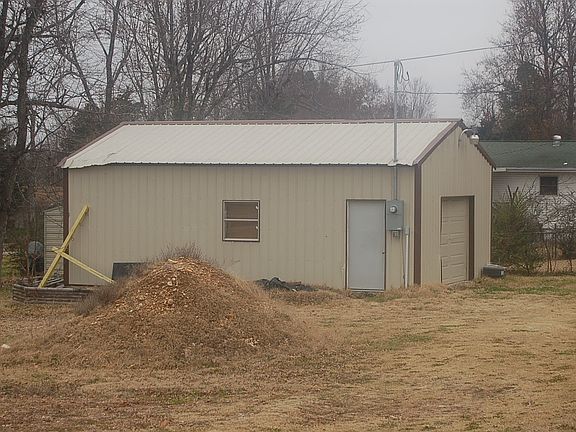 iso view of workshop