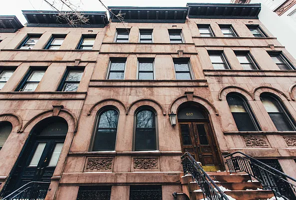 Sold by Compass | media 12