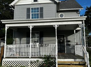 10 Orchard St, Newton, NJ 07860