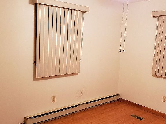 2nd image of 319 Fellowship Dr