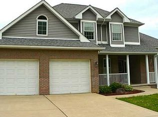 246 McDermott Rd, Trafford, PA 15085