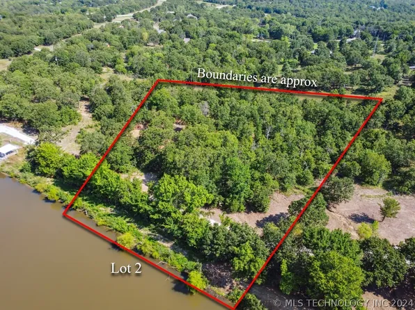 2 Lake Rd, Skiatook, OK 74070