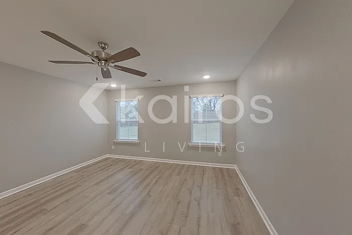 102 Denise Dr — Photo 18