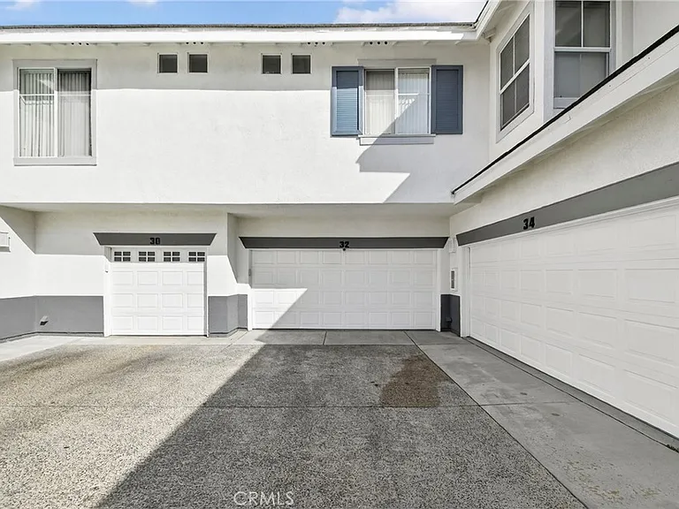 32 Carlsbad Ln — Photo 14