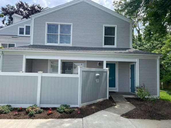175 South End Road #B13, East Haven, CT 06512