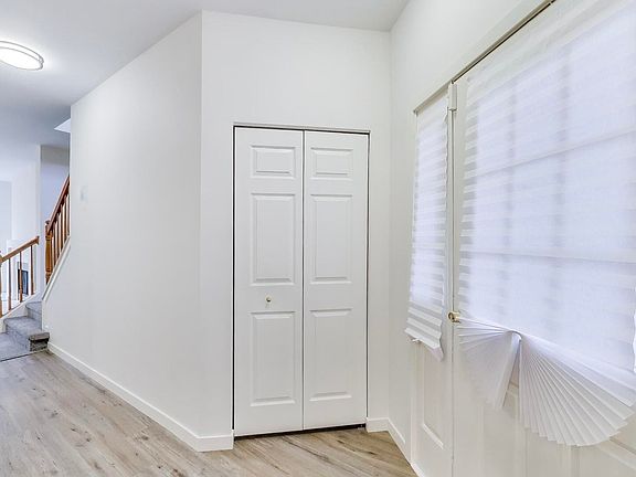 3rd image of 1254 S Candlestick Way