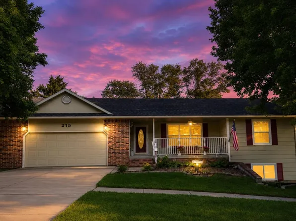 215 E Prather St, Mulvane, KS 67110