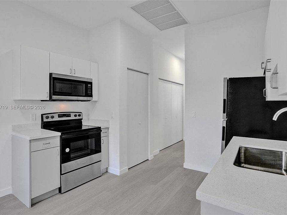 1st image of 1567 NW 1st St #2