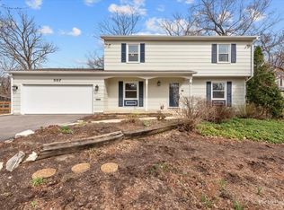 557 Ingalton Ave, West Chicago, IL 60185