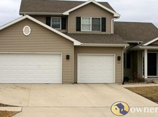 327 Hartford Dr, Ames, IA 50014