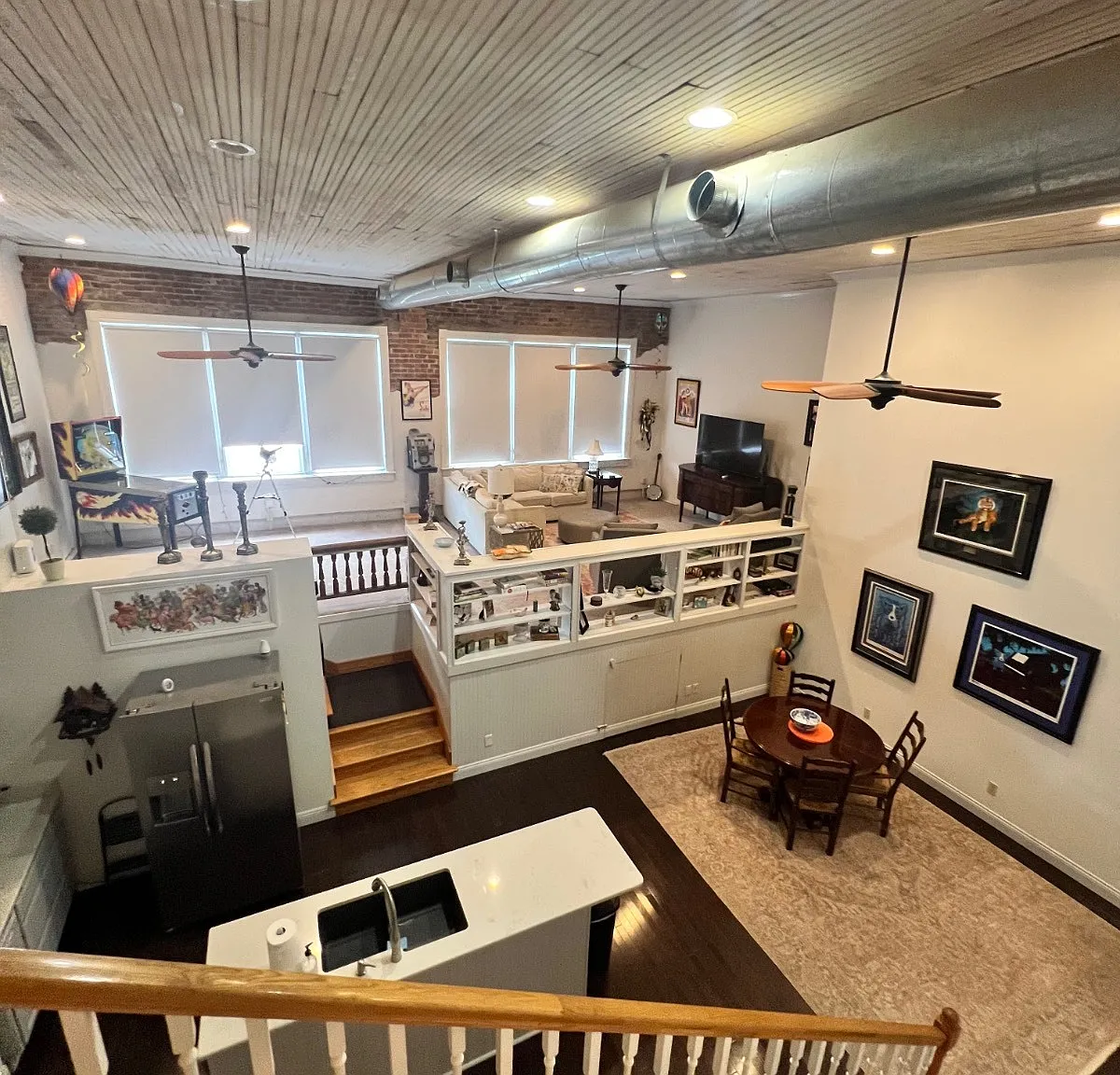 2 bed, 2.0 bath, $2,200 — Photo 3
