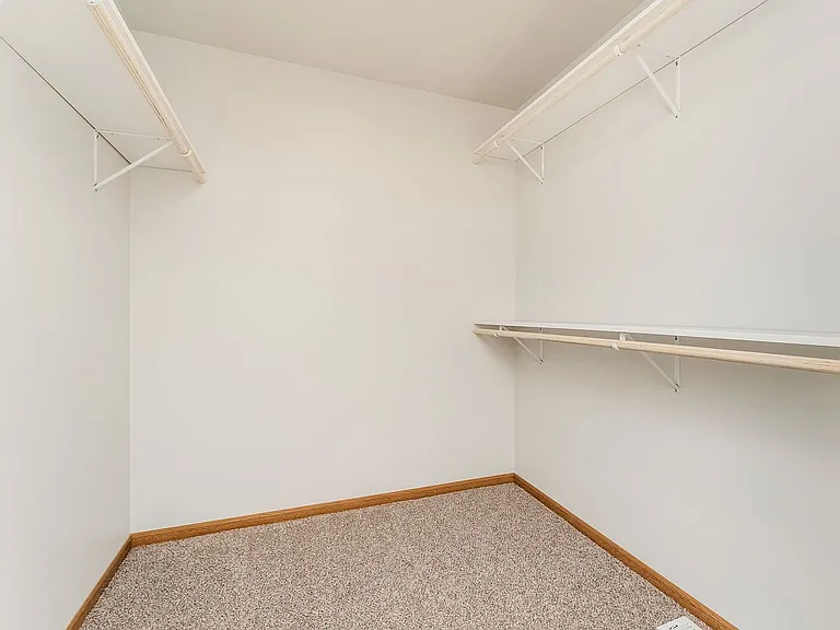 Sundance Ridge / High Noon Place — Photo 15