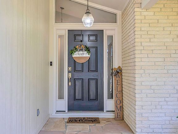 2nd image of 120 Woodland Way