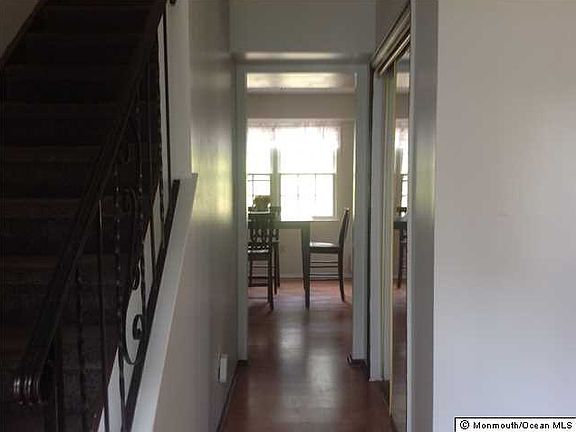3rd image of 2308 Oak Knoll Dr