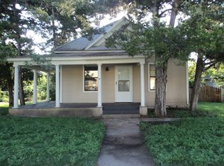 5 NW 9th St, Lawton, OK 73507